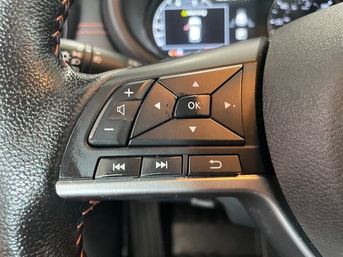Used 2021 Nissan Kicks SR w/ SR Premium Package FWD image 10