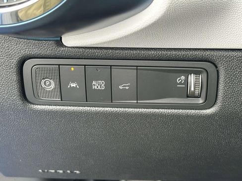 New 2026 Chevrolet Equinox EV LT image 17