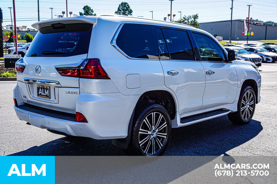 Used 2019 Lexus LX 570 4WD w/ Luxury Package image 5