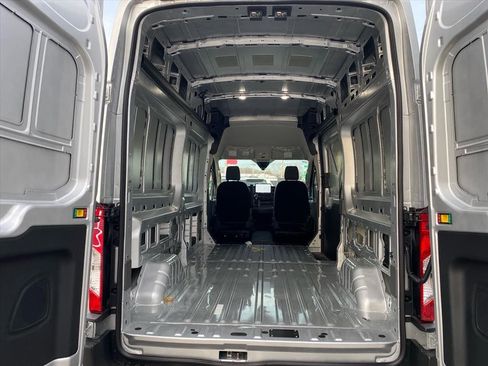New 2026 Ford Transit 250 148 High Roof image 10