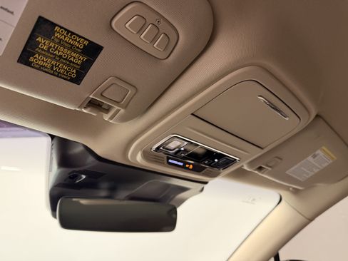 Used 2023 Lincoln Corsair Reserve w/ Equipment Group 201A image 4