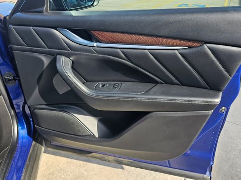 Used 2022 Maserati Levante GT image 8