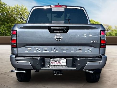 New 2026 Nissan Frontier SV w/ Tow Package AWD/4WD image 4