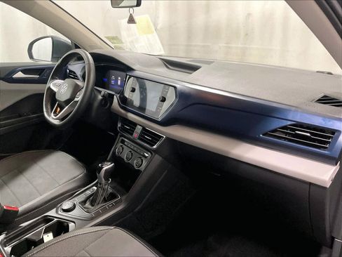 Used 2022 Volkswagen Taos SE image 14