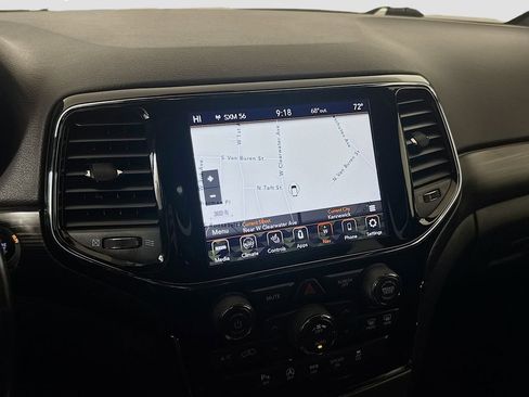 Used 2020 Jeep Grand Cherokee Altitude image 10