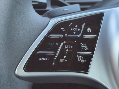 Used 2026 Mercedes-Benz C 300 4MATIC Sedan image 25