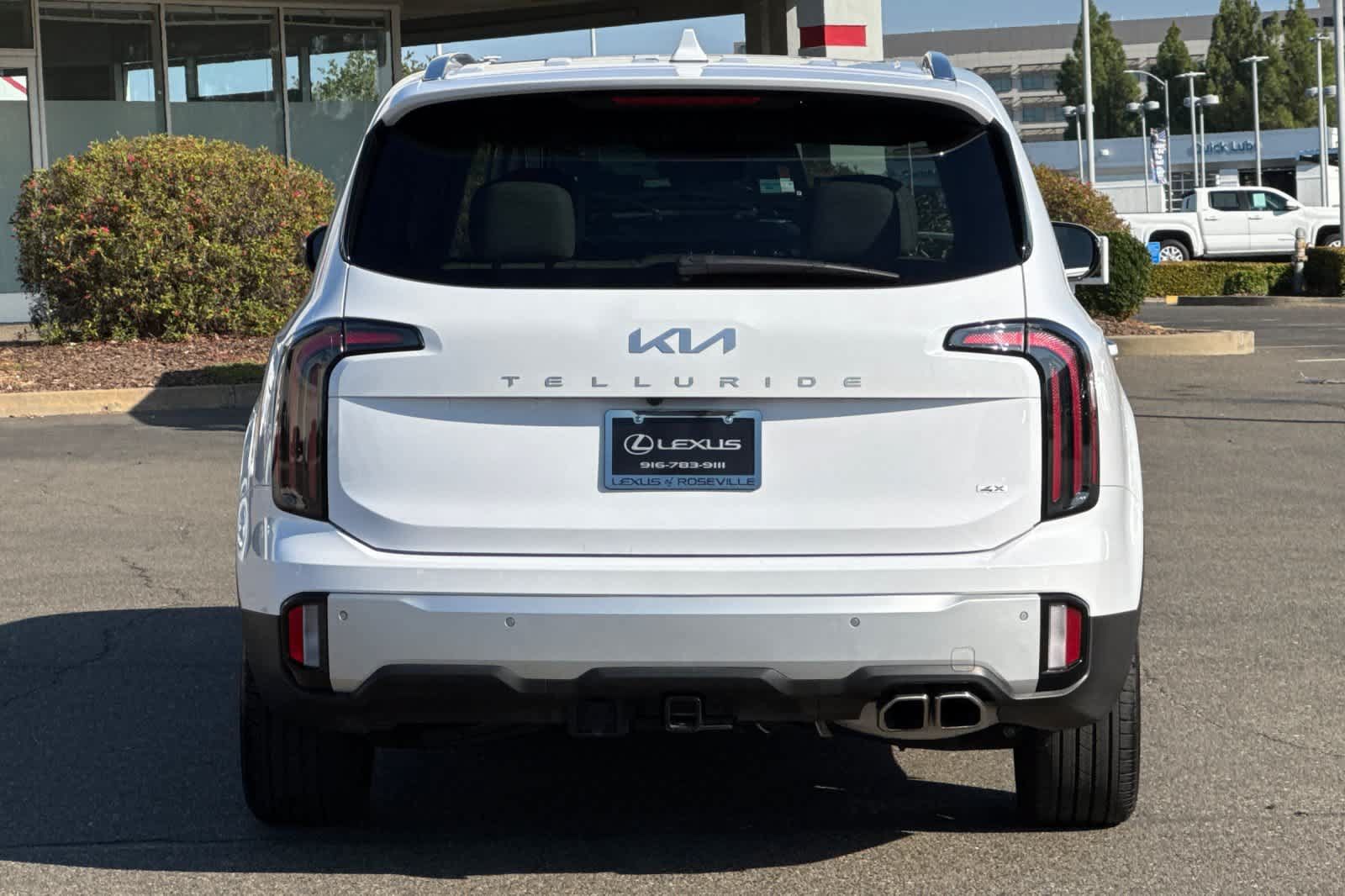 Used 2024 Kia Telluride SX Prestige w/ Towing Package AWD/4WD image 8