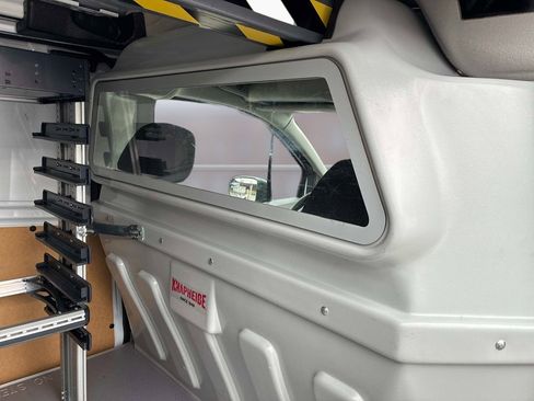 Used 2023 Ford Transit Connect XL image 12