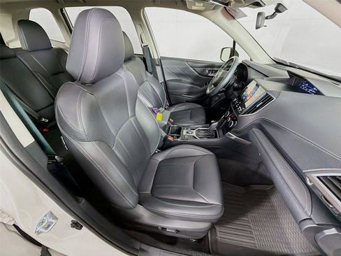 Used 2024 Subaru Forester Touring AWD/4WD image 31