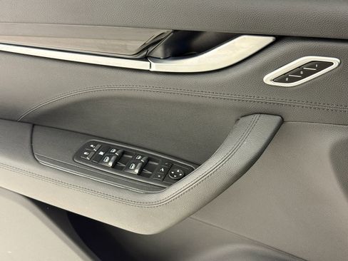 Used 2023 Maserati Levante GT image 33