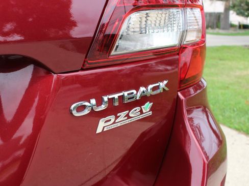 Used 2015 Subaru Outback 2.5i Premium AWD/4WD image 42