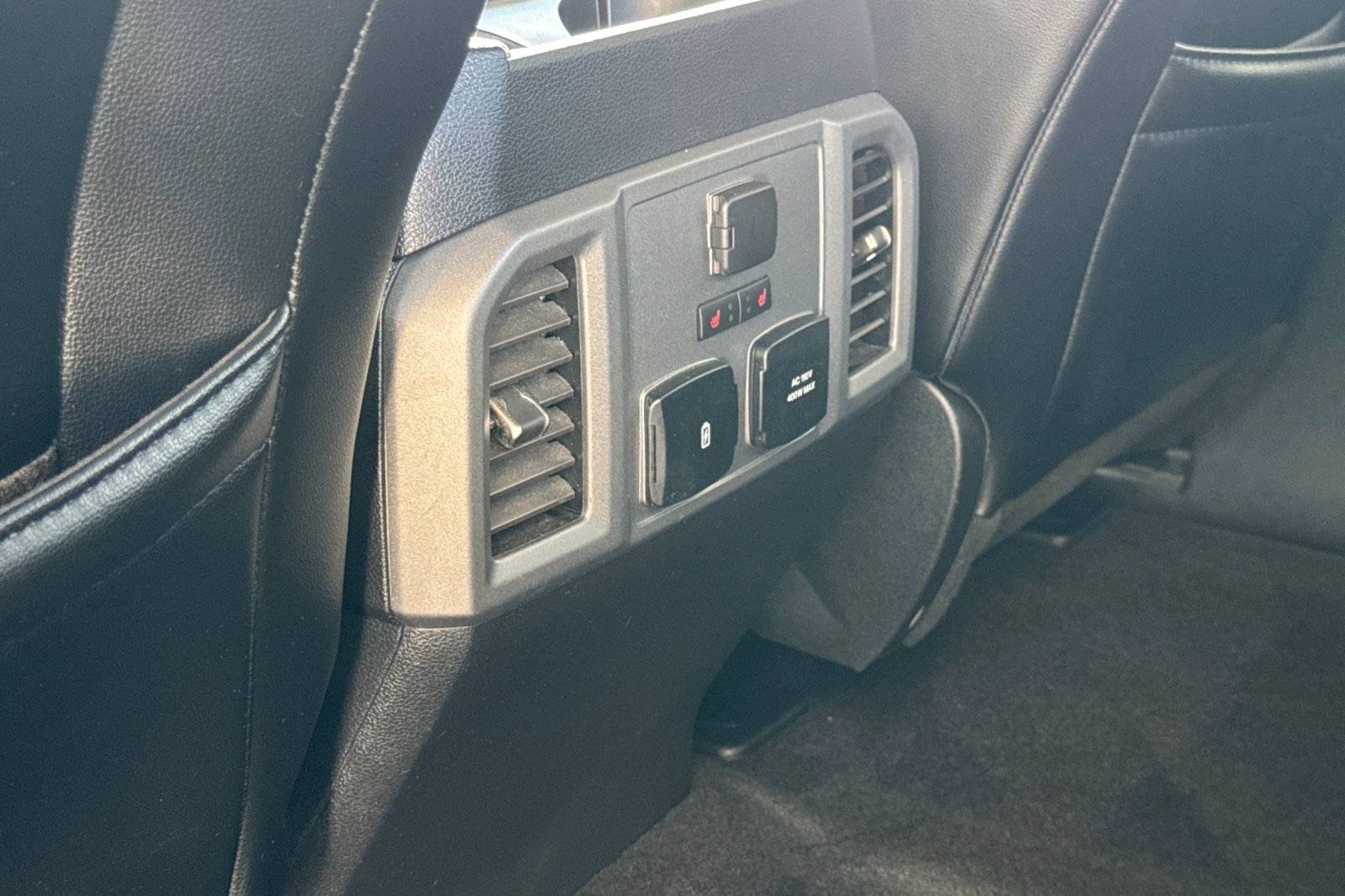Used 2019 Ford F150 Raptor w/ Equipment Group 802A Luxury AWD/4WD image 16