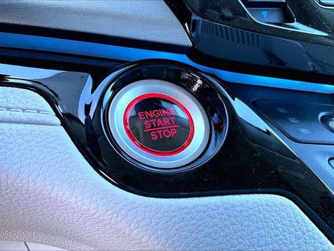 New 2026 Honda Odyssey Touring image 18