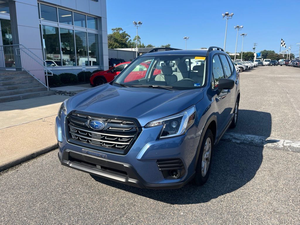 Used 2023 Subaru Forester AWD/4WD image 7
