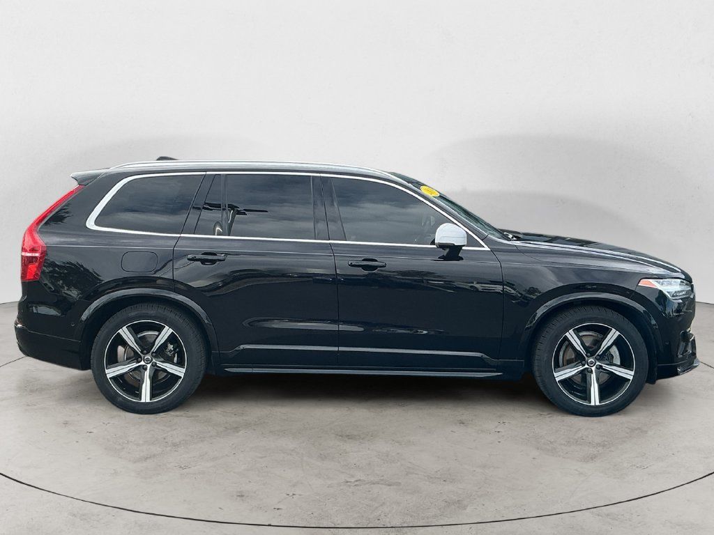 Used 2019 Volvo XC90 T6 R-Design w/ Protection Package AWD/4WD image 4