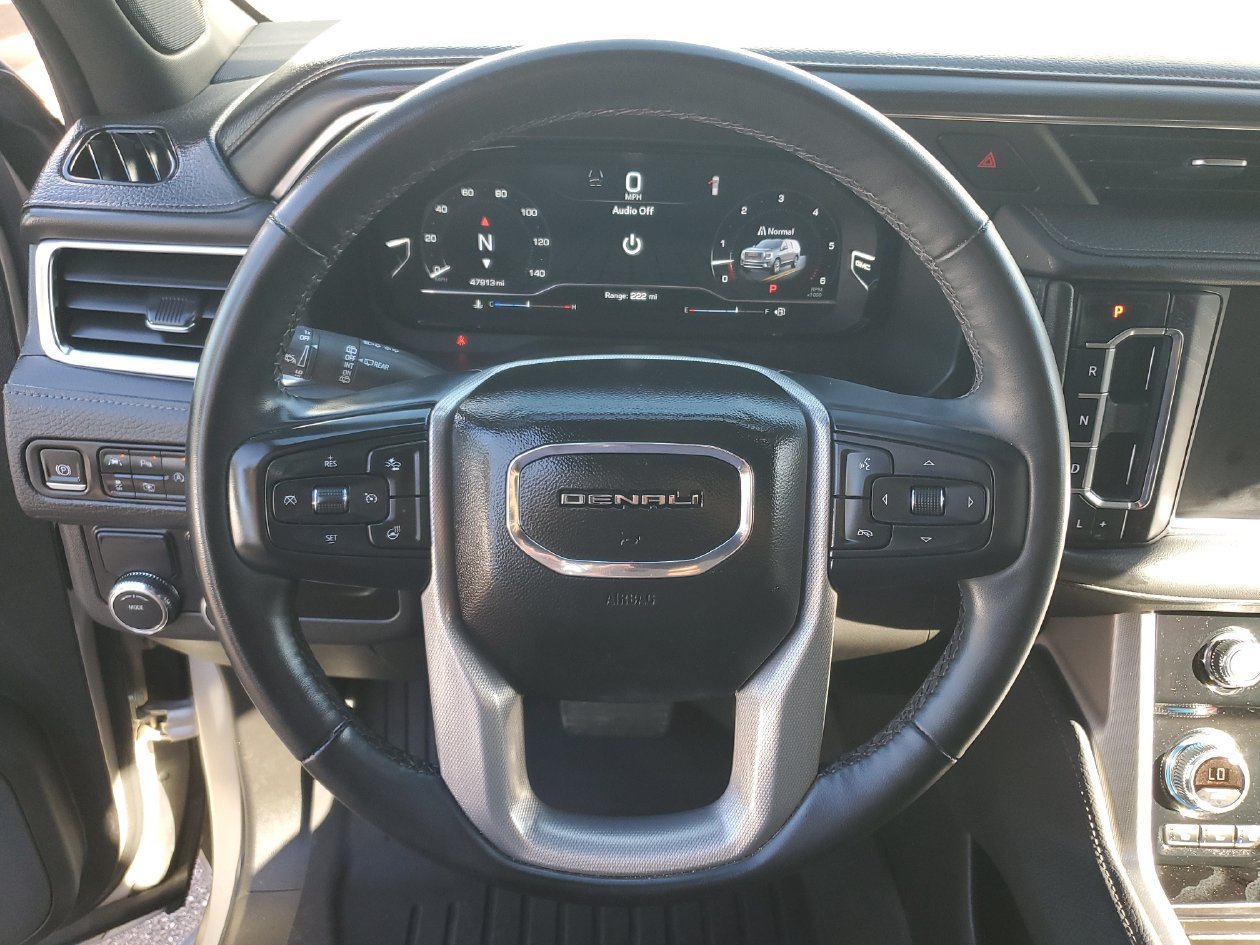 Used 2023 GMC Yukon Denali RWD image 20