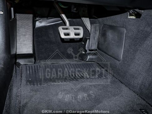 Used 1997 Chevrolet Corvette Coupe w/ Roof Pkg image 81