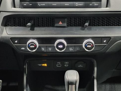 Certified 2024 Honda CR-V EX image 20
