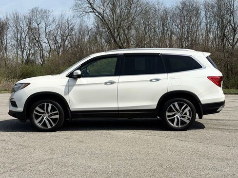 Used 2017 Honda Pilot Touring image 43
