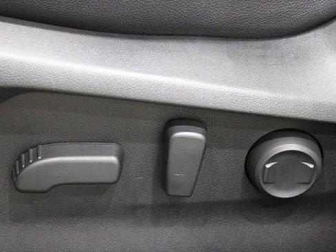 Used 2023 Subaru Forester Premium image 24