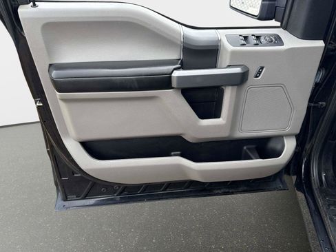 Used 2018 Ford F150 XLT w/ Equipment Group 302A Luxury image 18