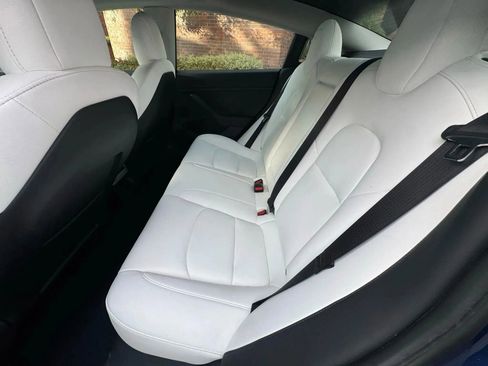 Used 2022 Tesla Model 3 Performance image 57