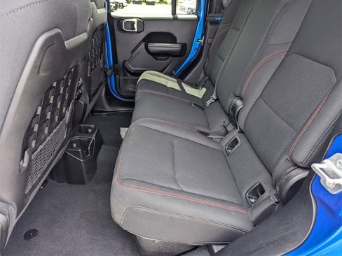 Used 2020 Jeep Gladiator Rubicon w/ Trailer Tow Package image 17