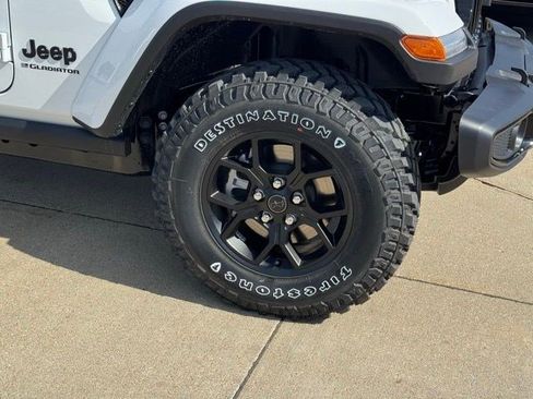 New 2026 Jeep Gladiator Sport AWD/4WD image 45