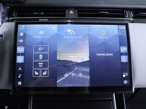 New 2026 Land Rover Range Rover Velar Dynamic SE AWD/4WD image 20