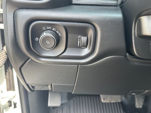 Used 2022 RAM 3500 Tradesman w/ Towing Technology Group AWD/4WD image 15