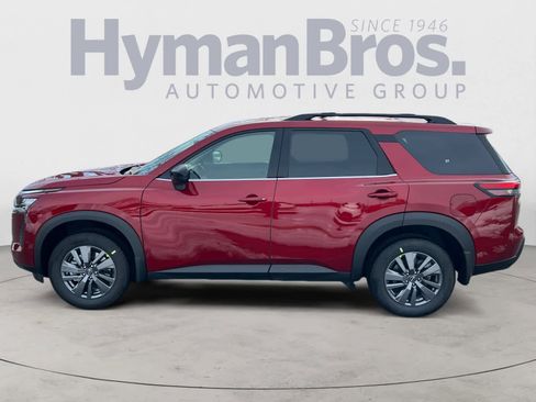 New 2026 Nissan Pathfinder SV image 7