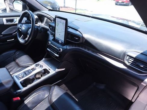 Used 2020 Ford Explorer Platinum w/ Premium Technology Package AWD/4WD image 61