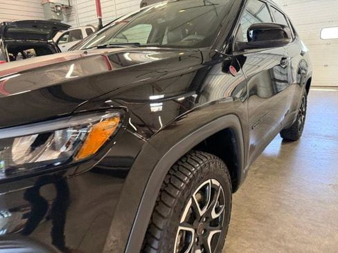Certified 2025 Jeep Compass Trailhawk AWD/4WD image 39