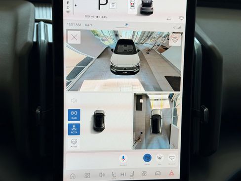 New 2026 Volvo EX30 Ultra w/ Climate Package image 16