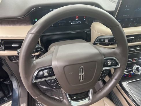 Certified 2022 Lincoln Nautilus Reserve image 21