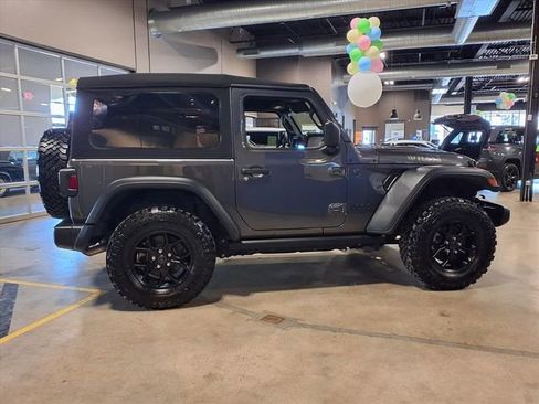 Used 2024 Jeep Wrangler Sport AWD/4WD image 8