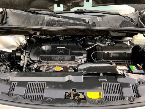 Used 2013 Toyota Highlander Plus FWD image 30