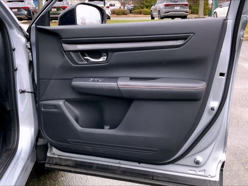 Used 2025 Honda CR-V Sport-L image 23