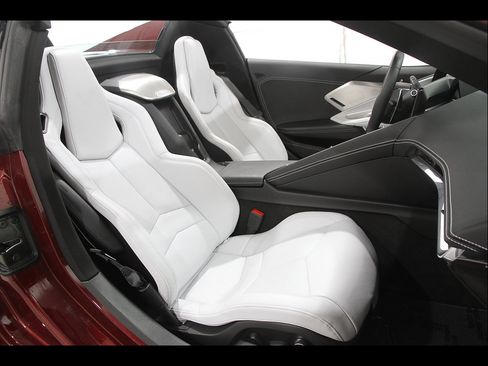 Used 2020 Chevrolet Corvette Stingray Preferred Conv w/ 2LT Preferred Equipment Group RWD image 24