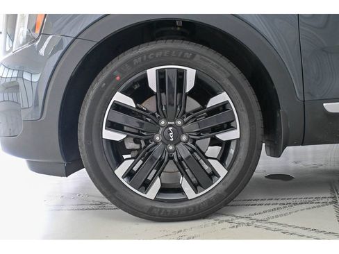 Certified 2023 Kia Telluride SX AWD/4WD image 24