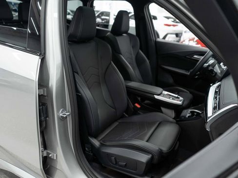Used 2026 BMW X1 xDrive28i w/ M Sport Package AWD/4WD image 10