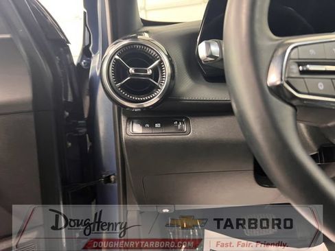 Used 2025 Chevrolet Equinox LT FWD image 28
