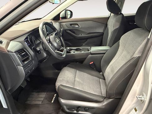 Used 2023 Nissan Rogue SV image 23