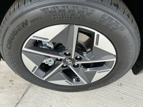 New 2026 Hyundai Tucson SEL FWD image 9