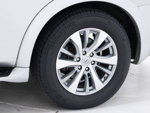 Used 2017 INFINITI QX80 4WD w/ Driver Assistance Package image 62