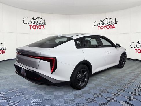 Used 2025 Kia K4 FWD image 7