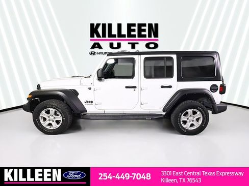 Used 2022 Jeep Wrangler Unlimited Sport image 4