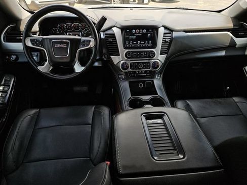Used 2017 GMC Yukon SLT w/ HD Trailering Package RWD image 12