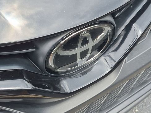 Used 2024 Toyota Camry SE FWD image 33
