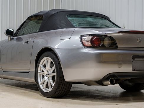 Used 2000 Honda S2000 image 5